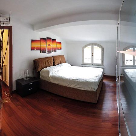 Stupenda Mansarda Centralissima, Finiture Di Lusso การ์รารา ภายนอก รูปภาพ