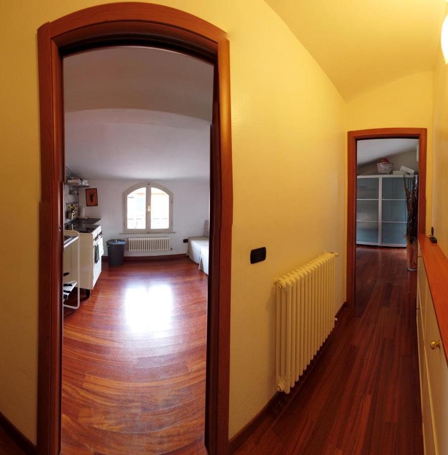 Stupenda Mansarda Centralissima, Finiture Di Lusso การ์รารา ภายนอก รูปภาพ