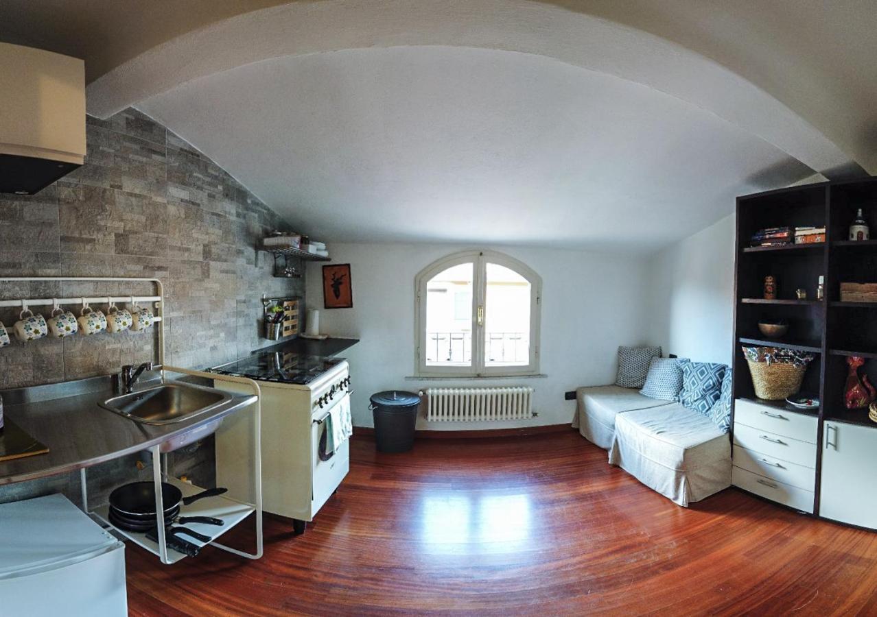 Stupenda Mansarda Centralissima, Finiture Di Lusso การ์รารา ภายนอก รูปภาพ